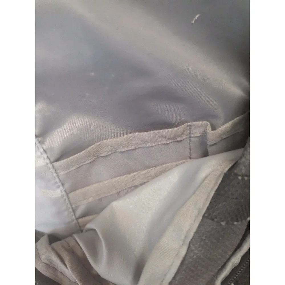 High Sierra Backpack Big Pocket Water Pocket Straps Hiking Black